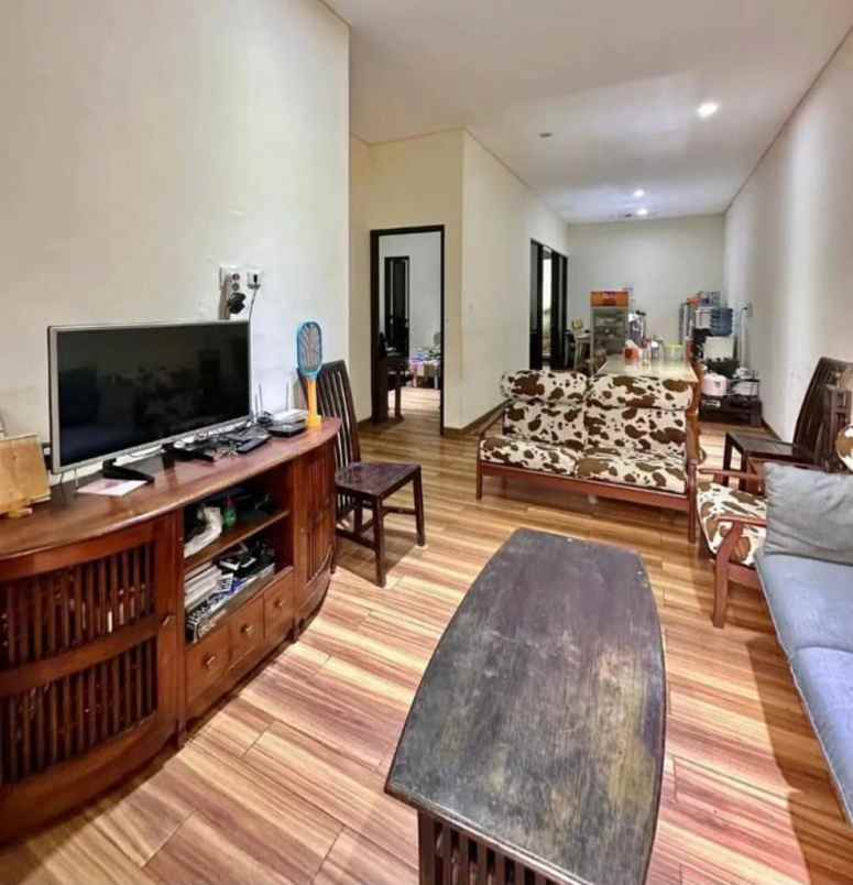 dijual rumah komplek mpr cipete