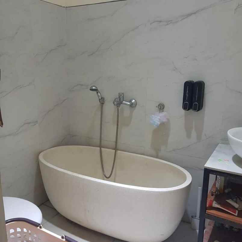 dijual rumah komplek mpr cipete