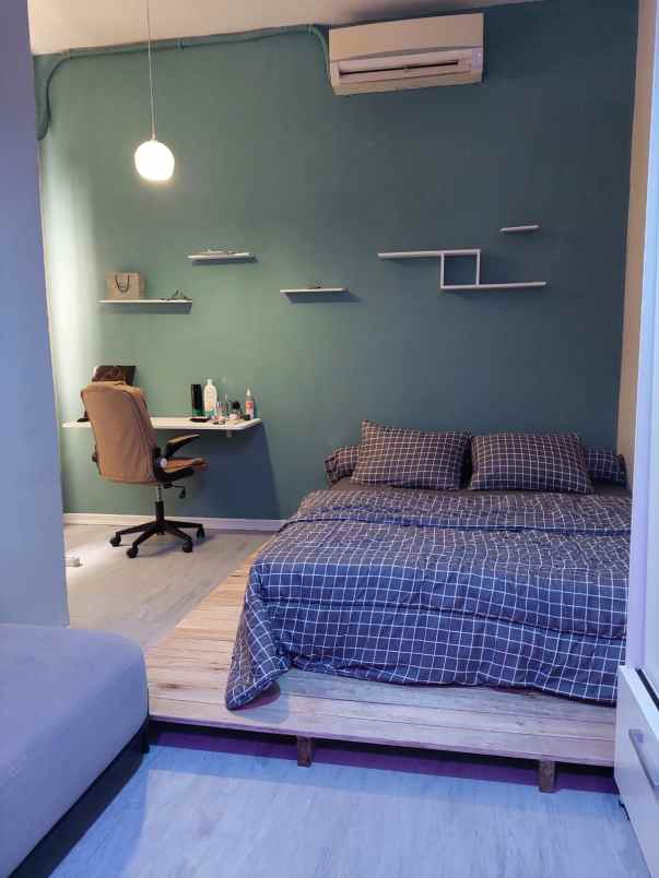 dijual rumah komplek pt hii kelapa