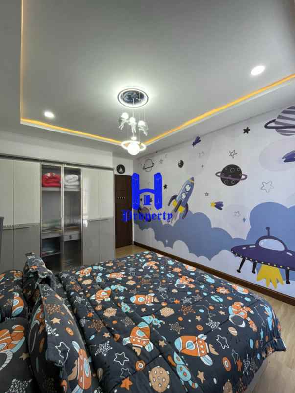 dijual rumah komplek taman malibu indah