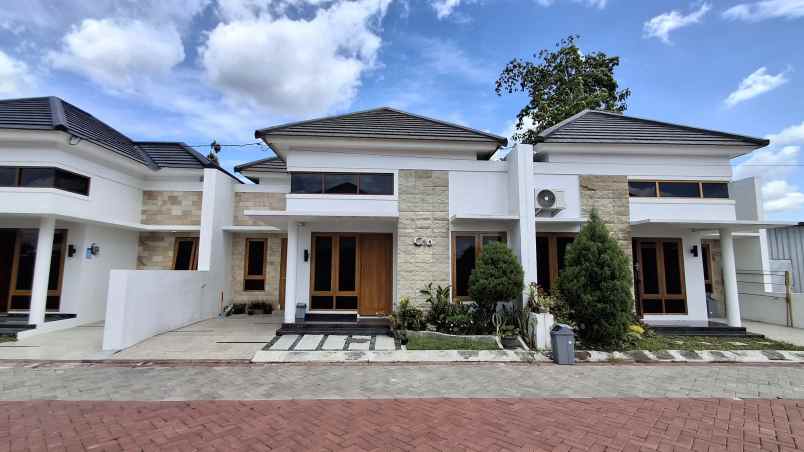 dijual rumah krapyak merbung klaten selatan