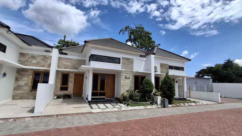 dijual rumah krapyak merbung klaten selatan