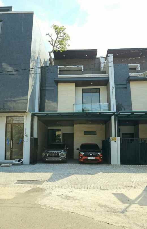 dijual rumah kupang baru