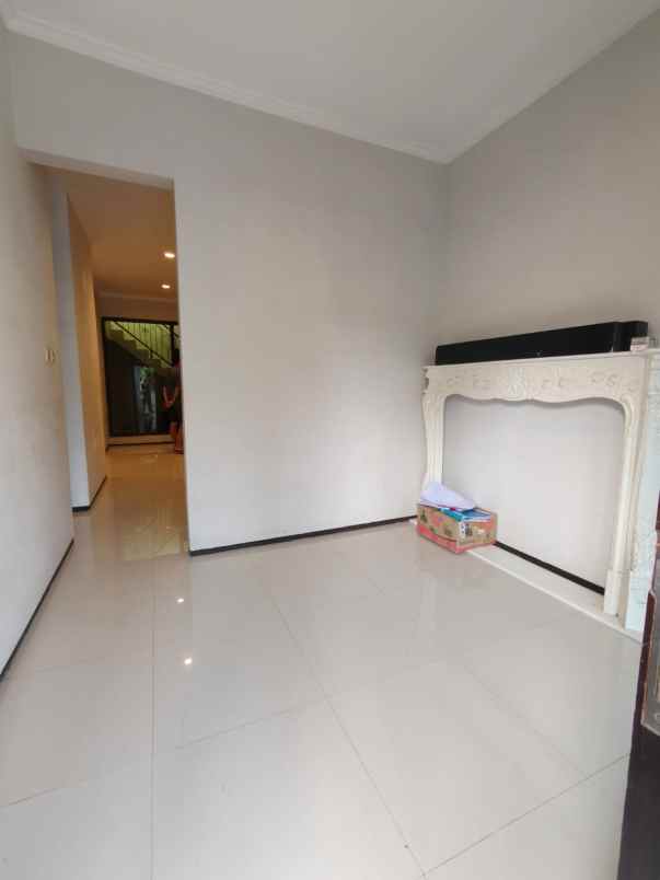 dijual rumah lokasi perumahan bukit dieng kota malang