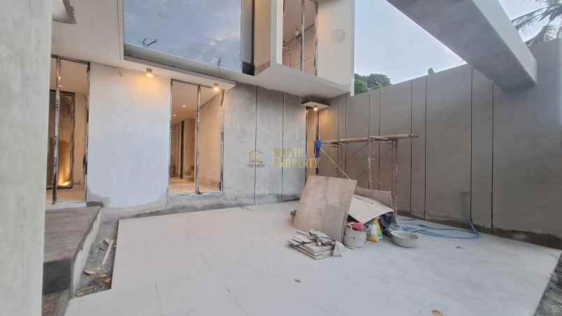 dijual rumah maguwoharjo kec depok kab