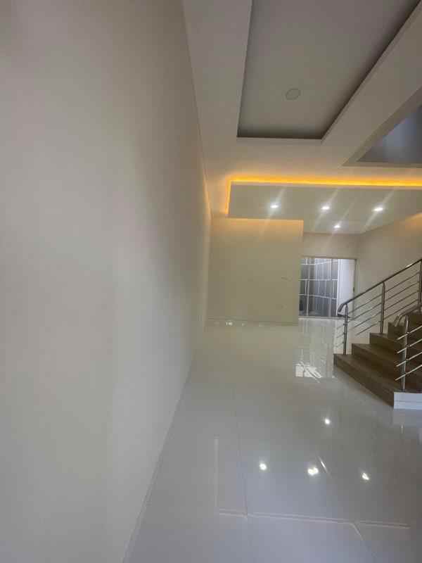 dijual rumah manyar kertoadi