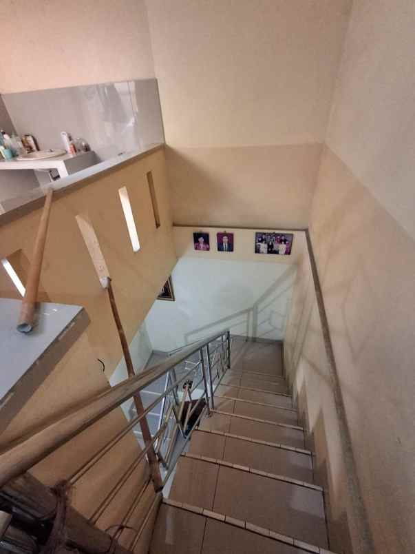 dijual rumah margahayu raya