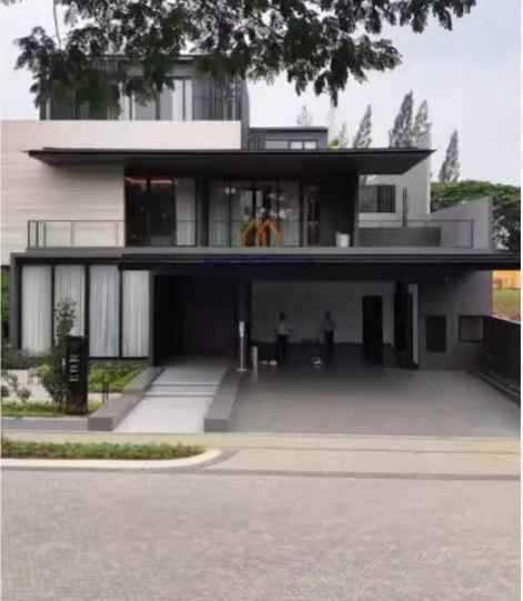 dijual rumah nava park bsd