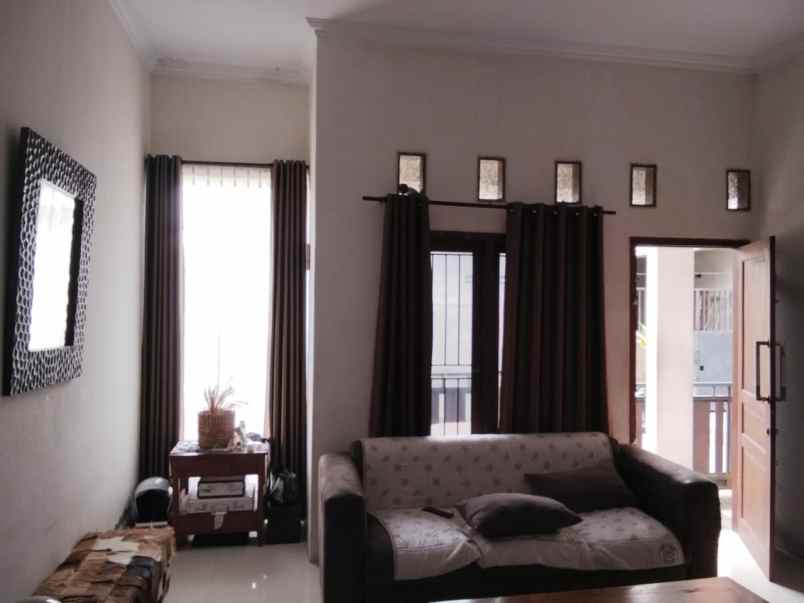 dijual rumah ngestiharjo