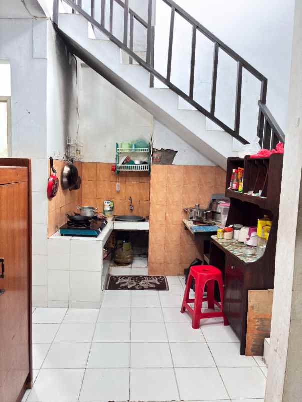 dijual rumah pancoran barat vii