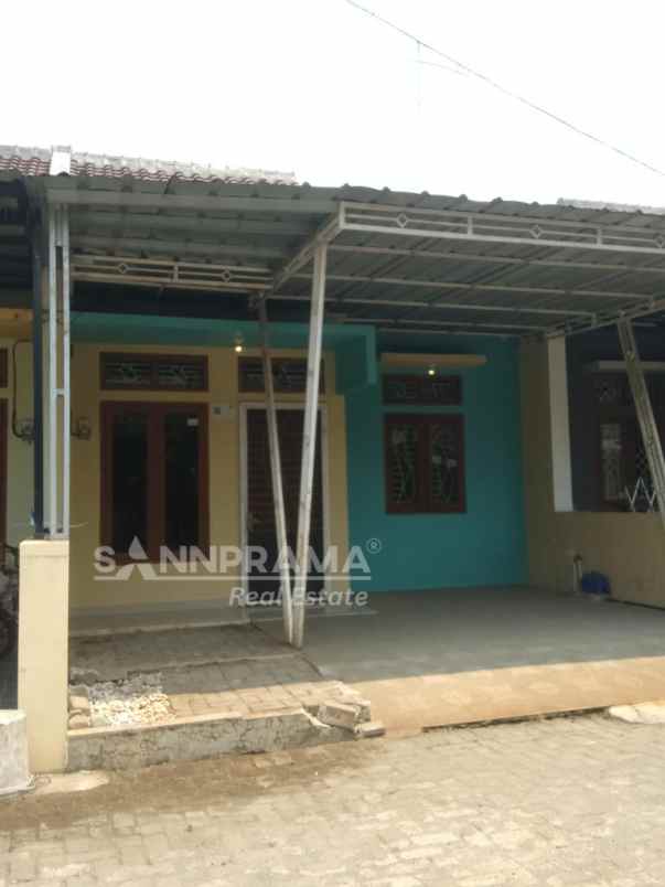 dijual rumah pancoran mas