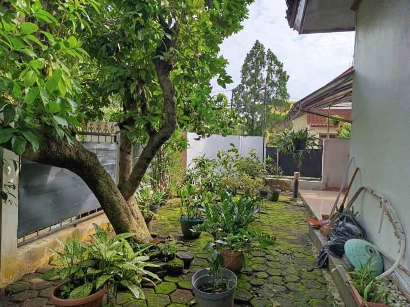 dijual rumah pancoran mas depok
