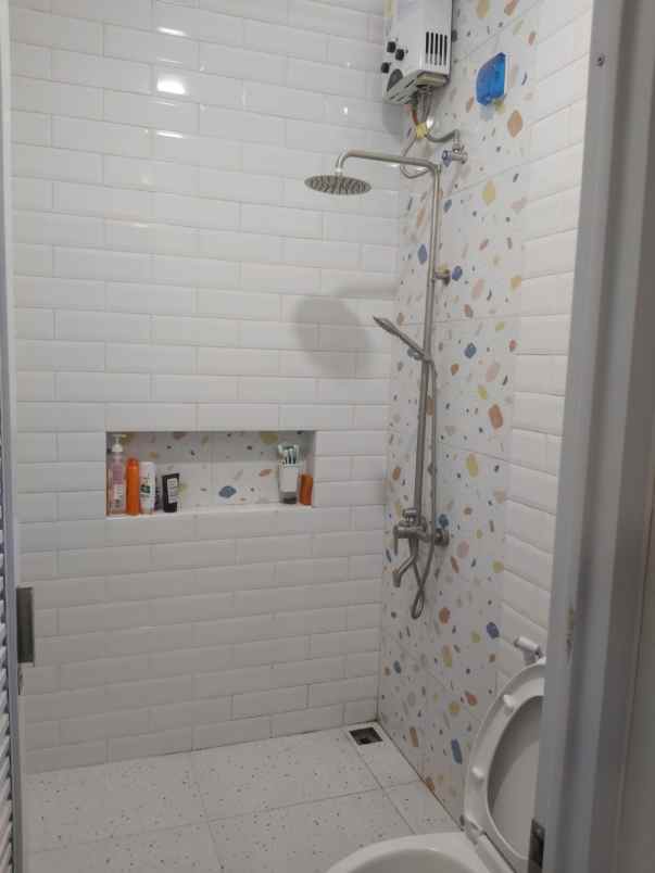 dijual rumah pasir jati