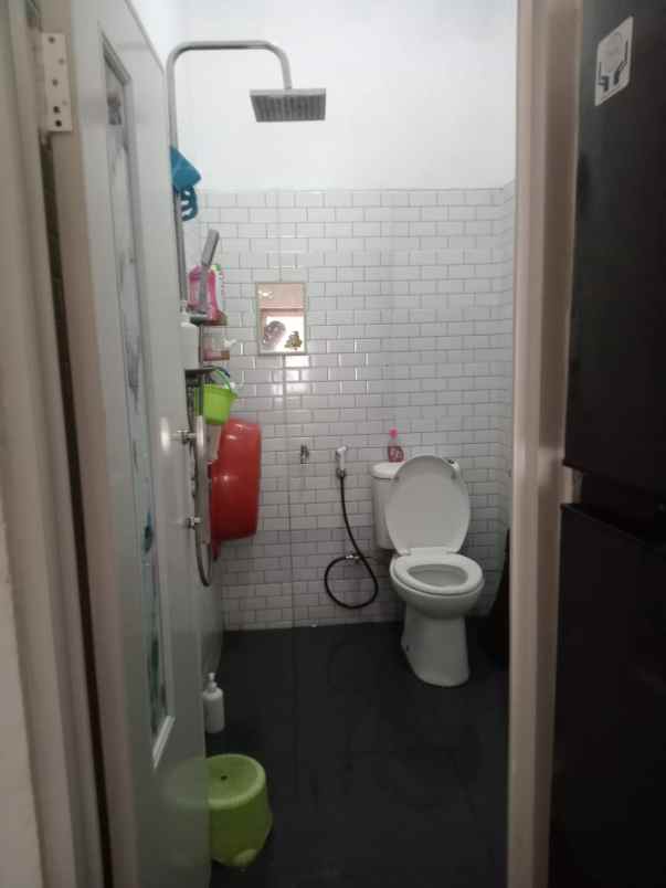 dijual rumah pasir putih sawangan kota