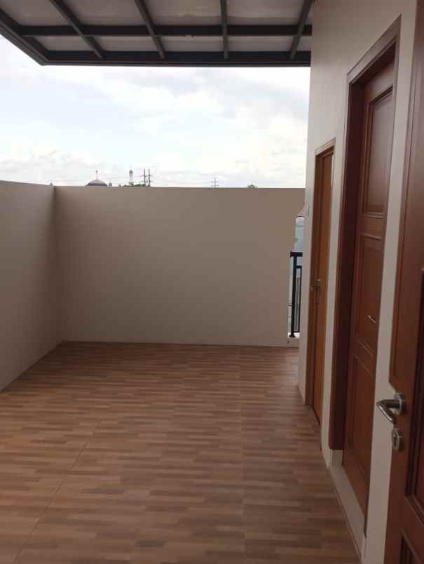 dijual rumah penggilingan baru 1 kp