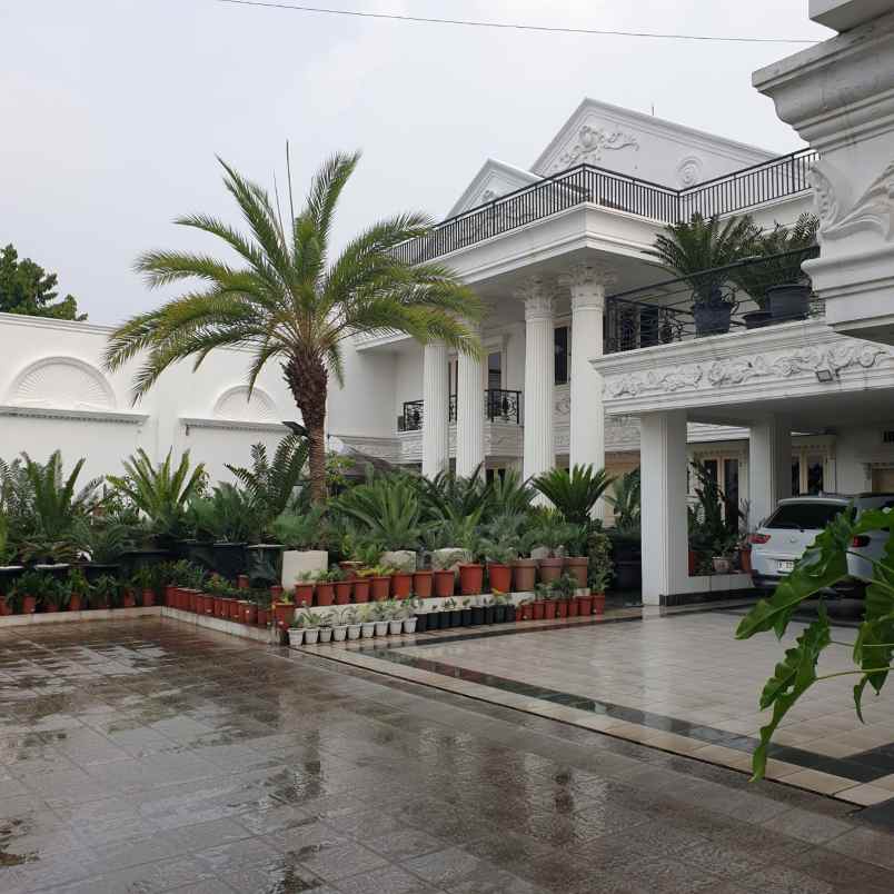 dijual rumah permata hijau