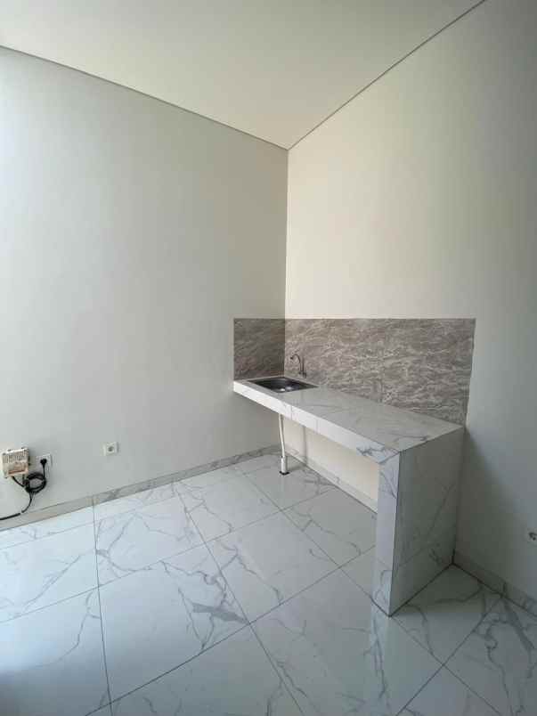 dijual rumah permata permai cisaranten