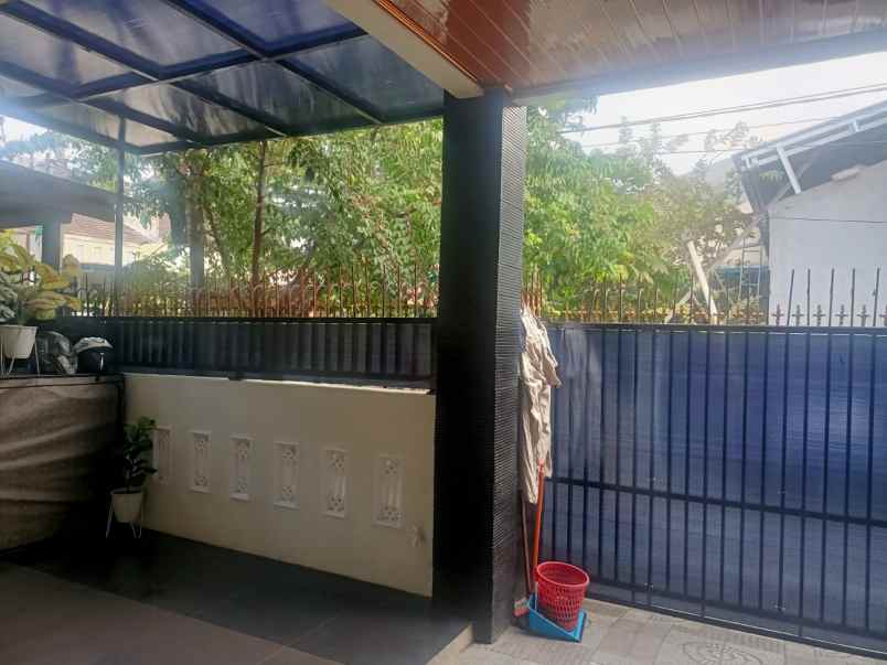 dijual rumah perumahan bulevar hijau