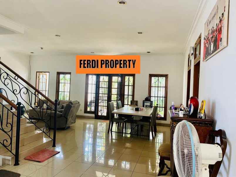 dijual rumah perumahan citra gran cibubur