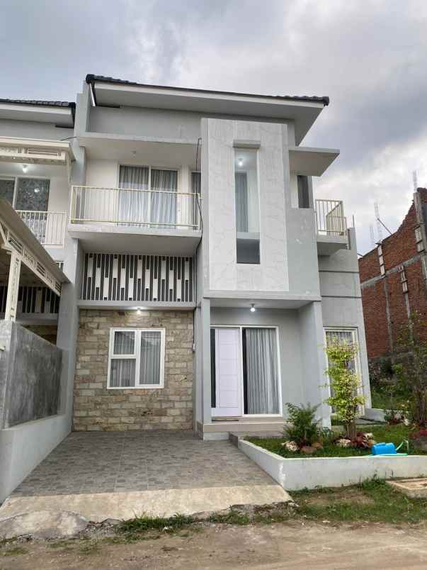 dijual rumah perumahan gpa karangploso