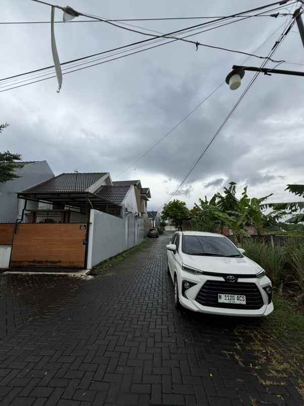 dijual rumah perumahan sukun kota malang