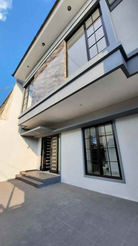 dijual rumah perumahan wisma mukti