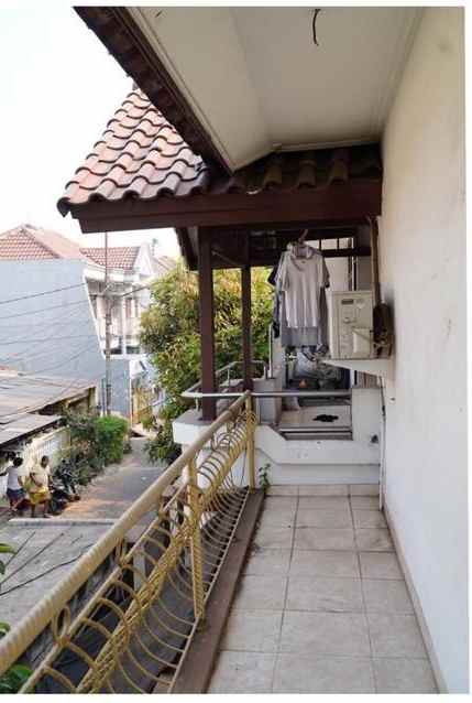 dijual rumah perumnas klender