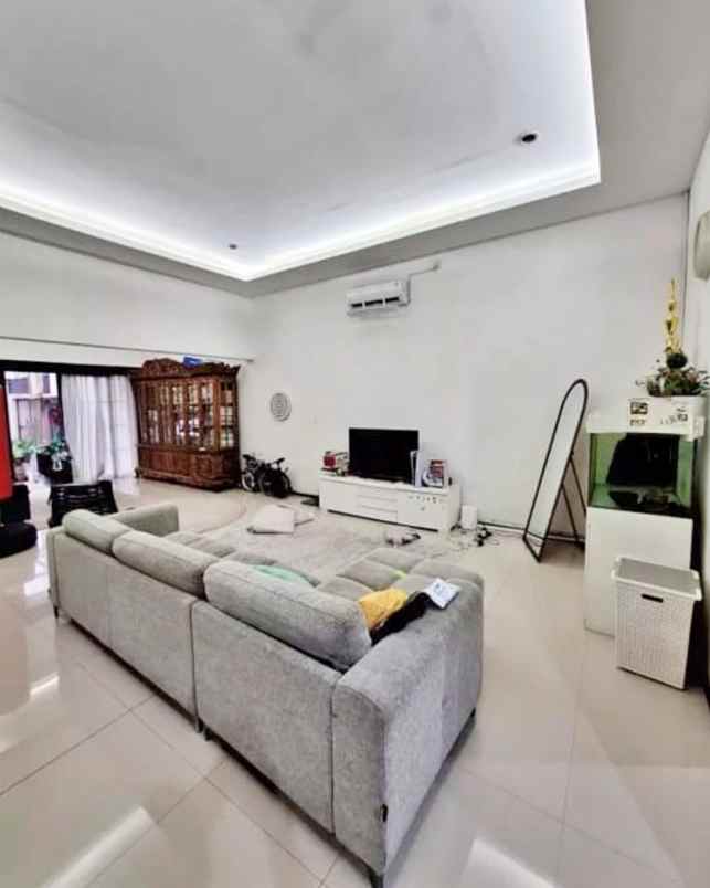 dijual rumah pesanggrahan