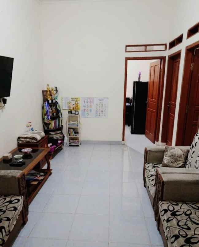 dijual rumah pesona ciseureuh