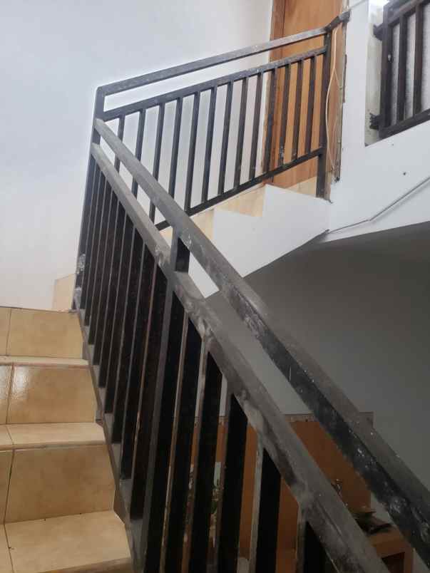 dijual rumah pesona laguna cilangkap