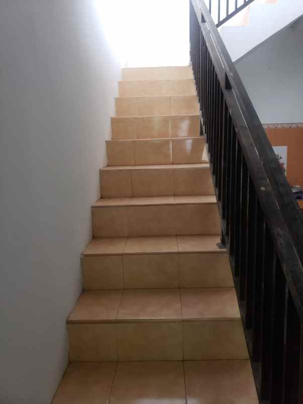 dijual rumah pesona laguna cilangkap