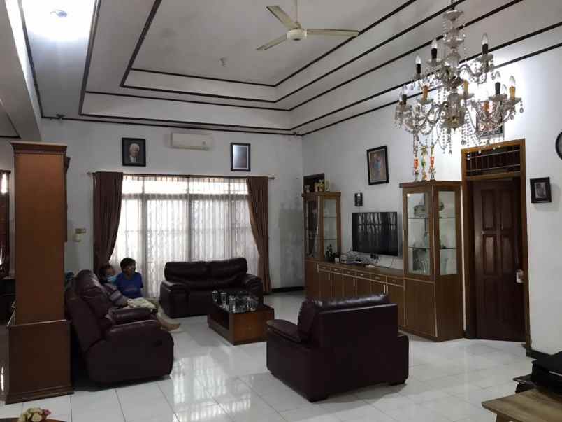 dijual rumah petukangan utara