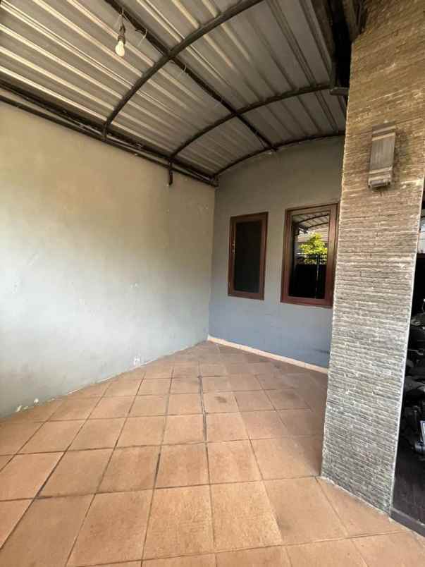 dijual rumah pondok jati