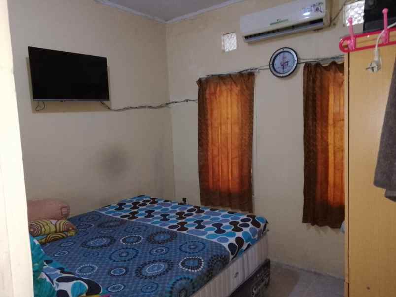 dijual rumah puri harapan