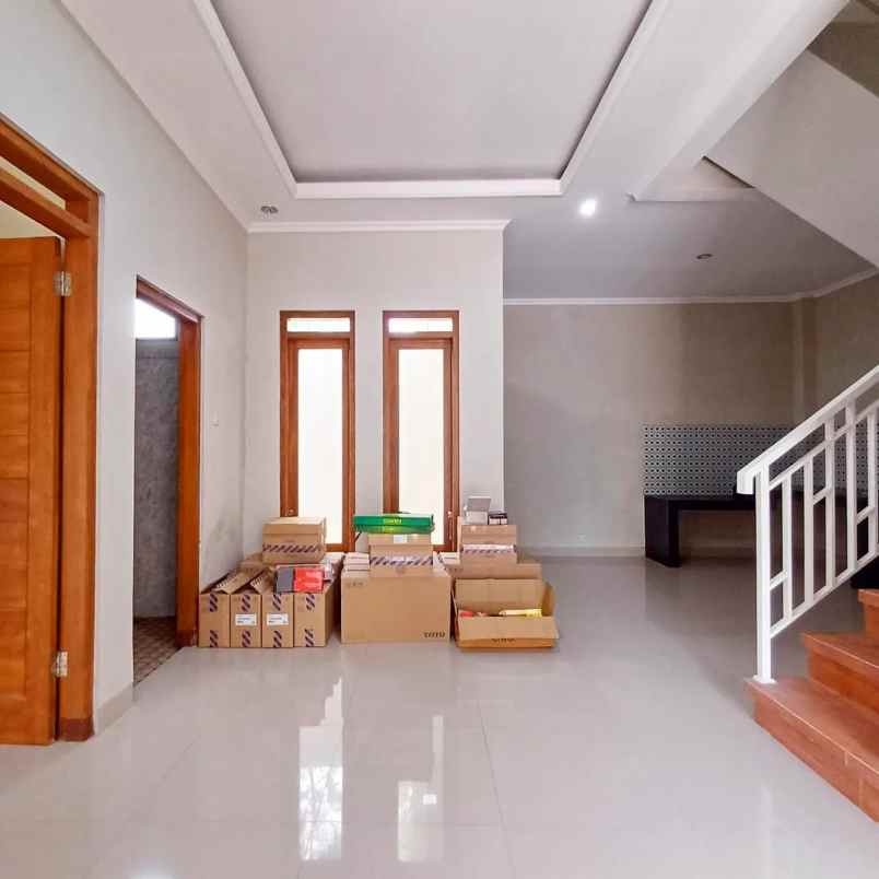 dijual rumah purwomartani kalasan sleman