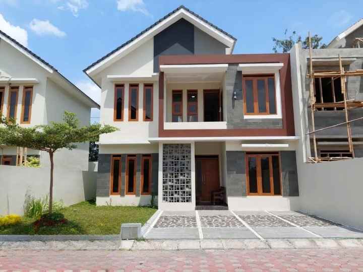 dijual rumah purwomartani kalasan sleman