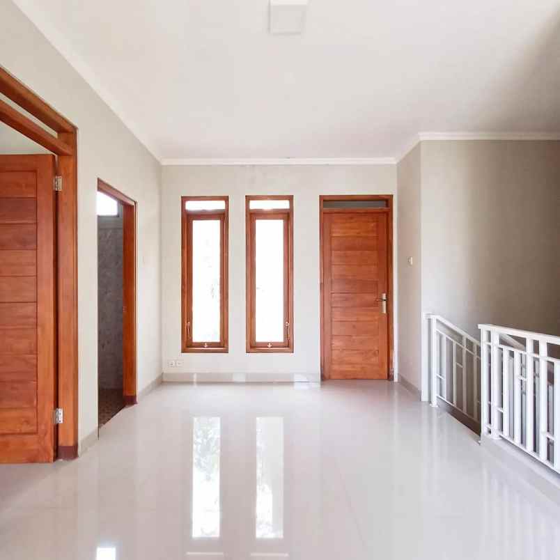 dijual rumah purwomartani kalasan sleman