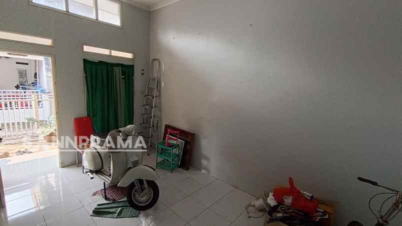 dijual rumah rangkapan jaya pancoran