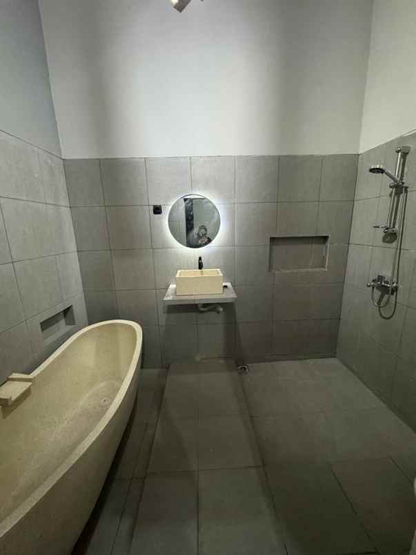 dijual rumah rangkapan jaya pancoran