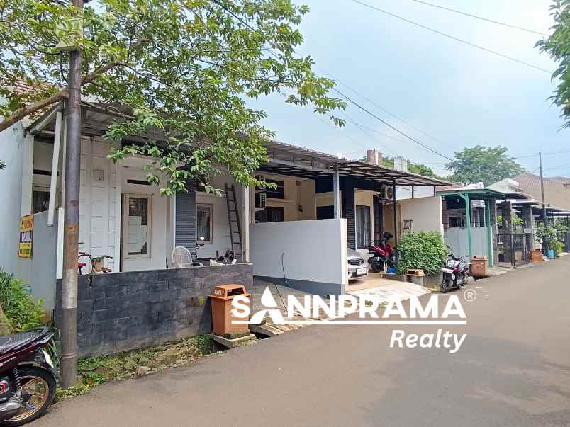 dijual rumah rangkapan jaya pancoran