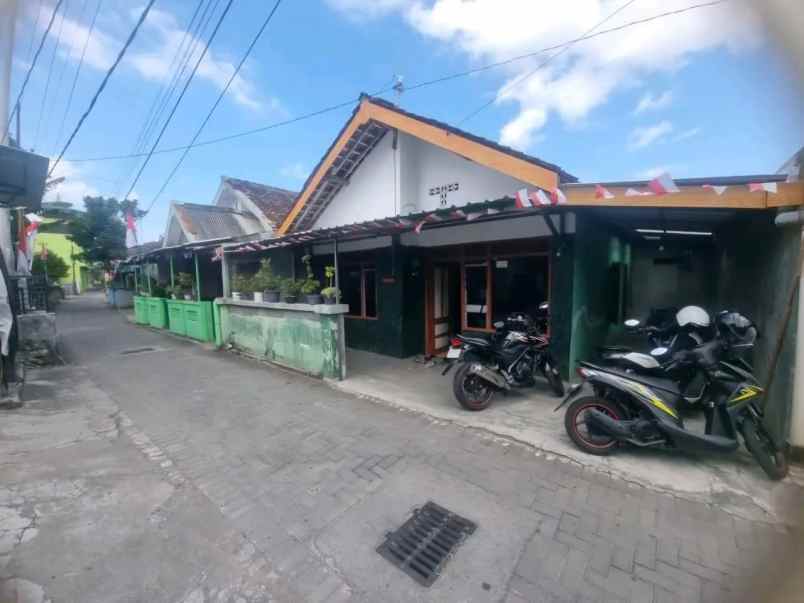 dijual rumah rejowinangun