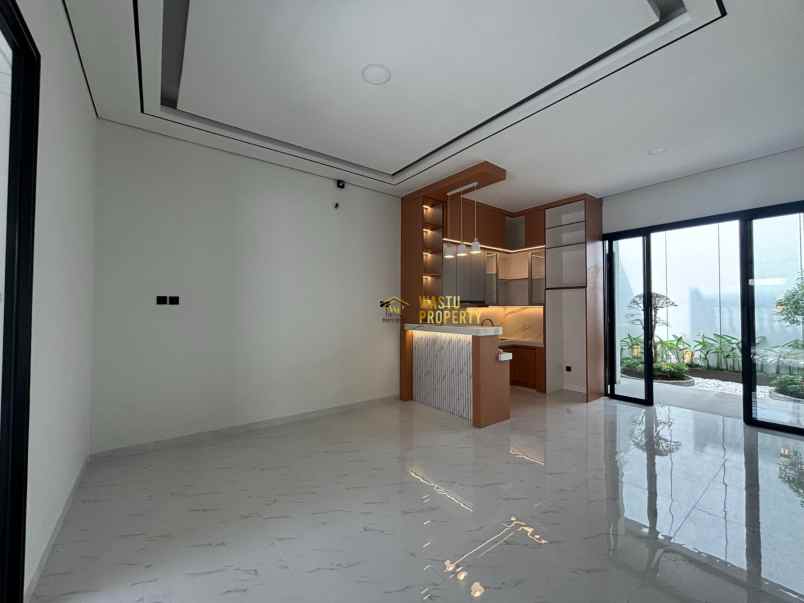 dijual rumah sariharjo