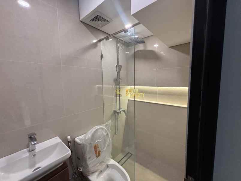 dijual rumah sariharjo