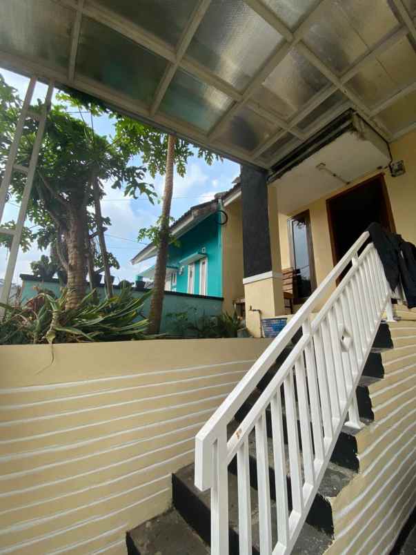 dijual rumah sariwangi regency