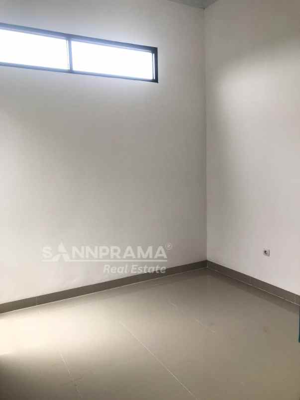 dijual rumah sasak panjang