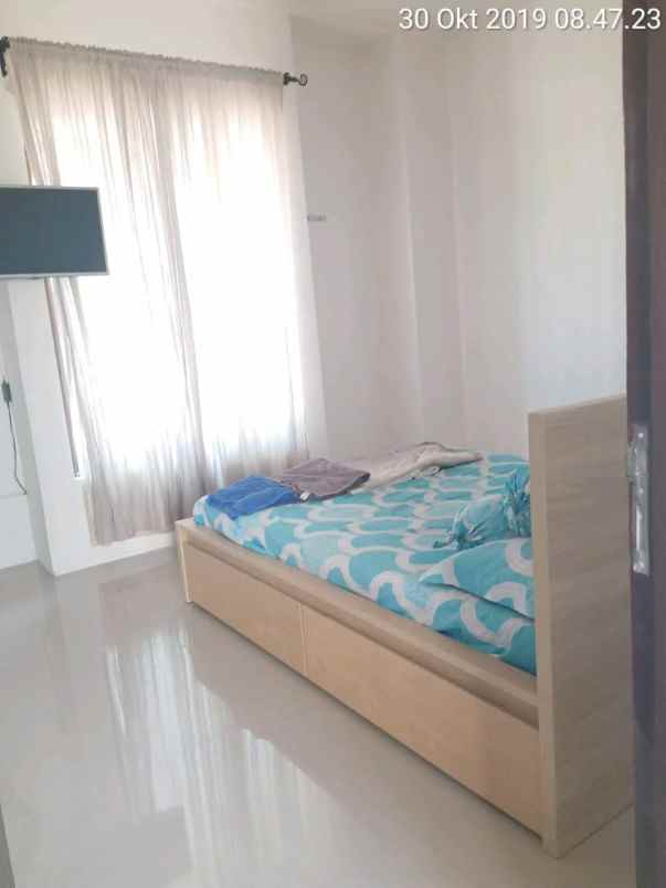 dijual rumah sawangan depok