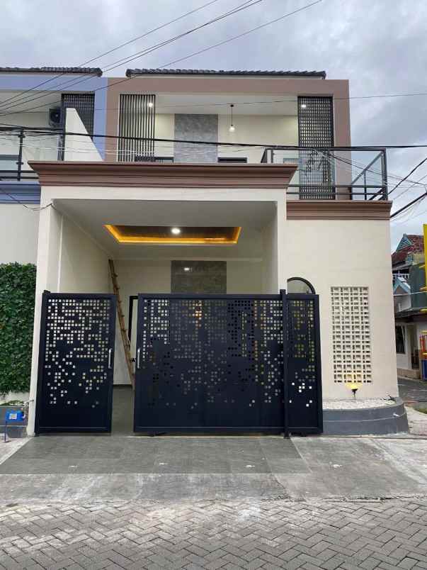 dijual rumah sawojajar 1
