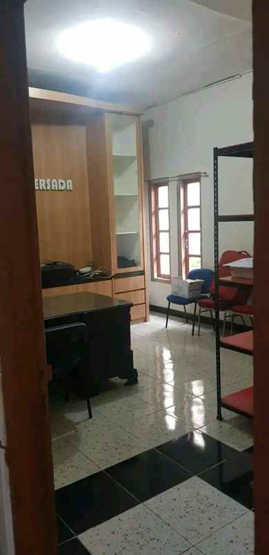 dijual rumah sawunggaling banyumanik