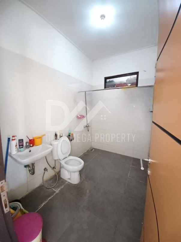 dijual rumah semi furnished di bintaro