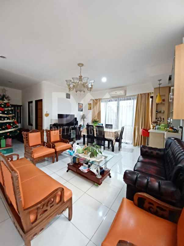 dijual rumah semi furnished di bintaro